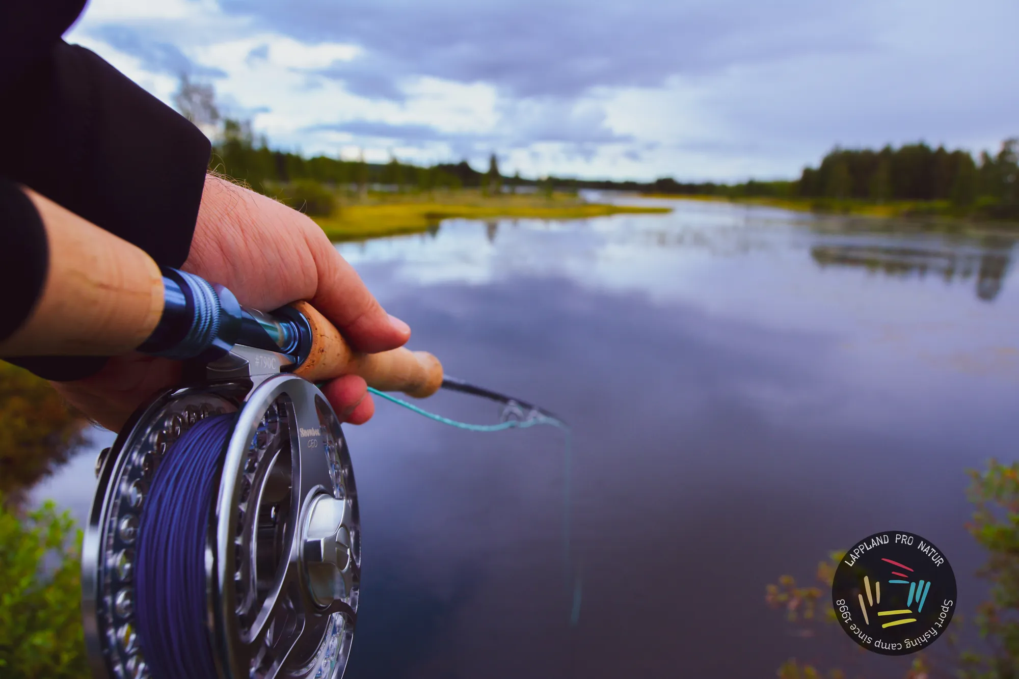 Pêche à la mouche sur un lac à truites